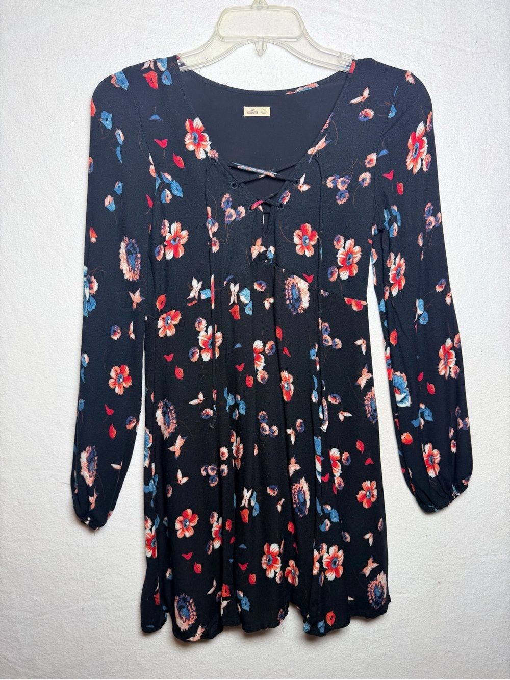 Hollister Black Floral Lace-Up Long Sleeve Mini Dress Size S